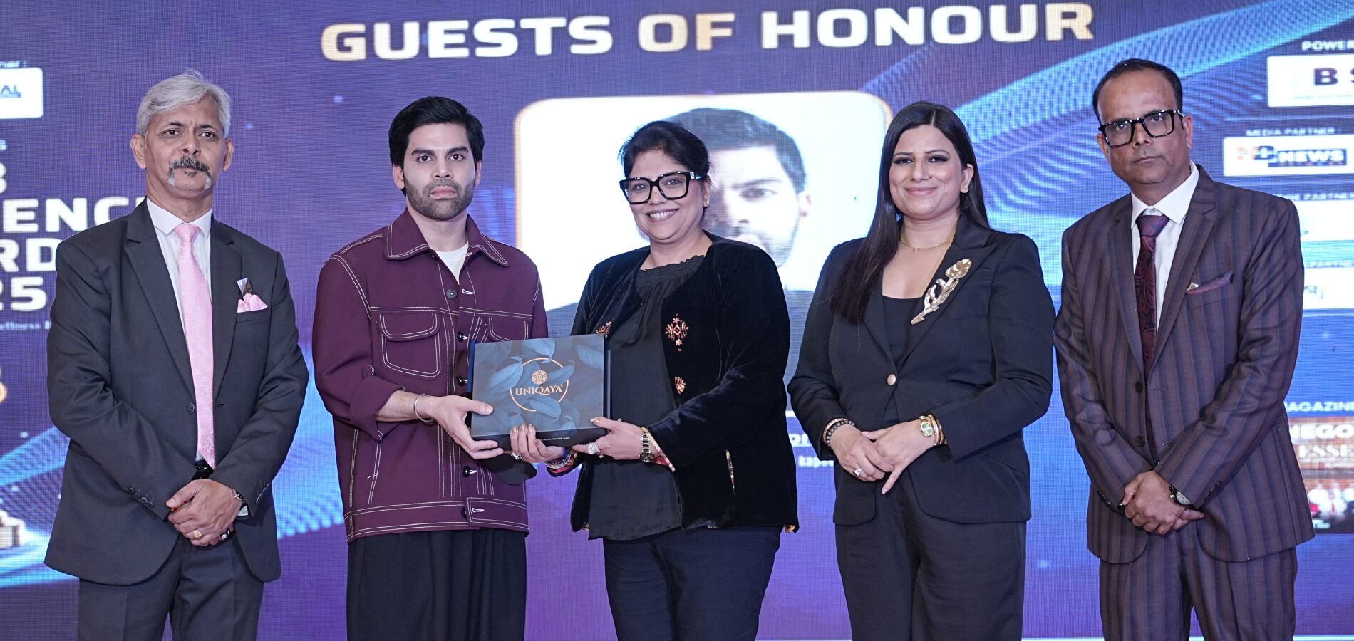 Guest Of Hounors (1)