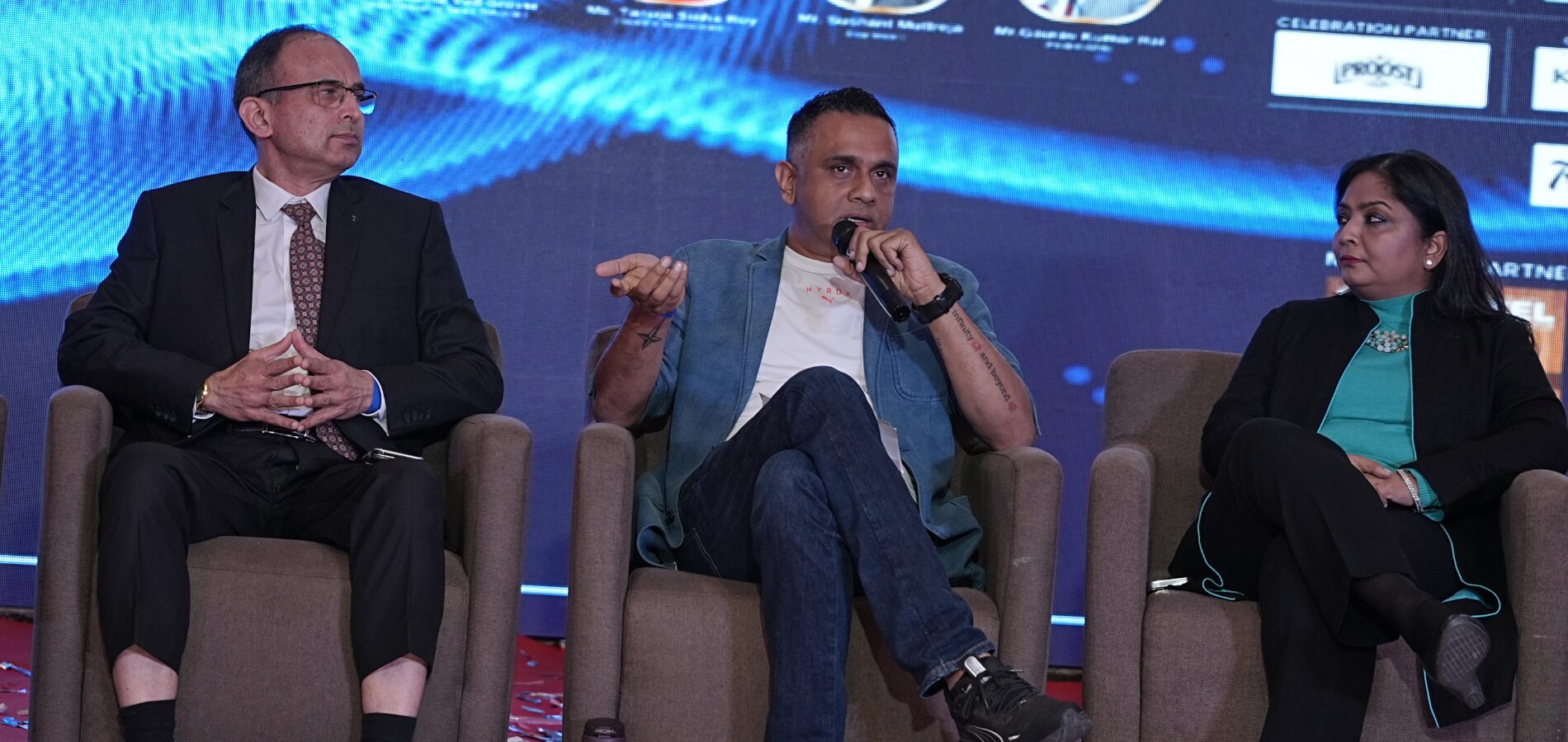 Panel Discussion (9)